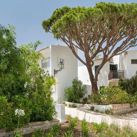 Villa Leeroy *